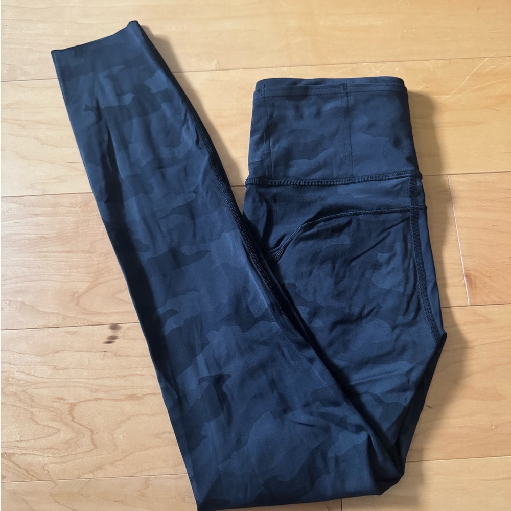 Lululemon Fast and Free High Rise Tights 25” with Pockets